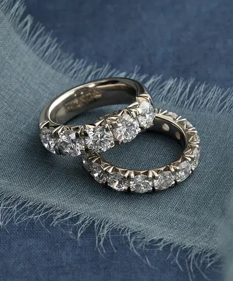 French Pavé Band
